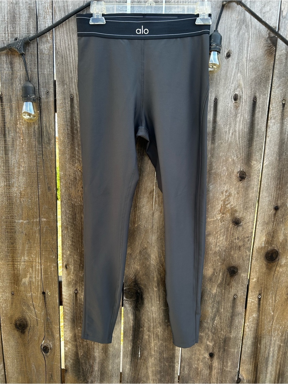 Alo High-Rise Grey Leggings size 8